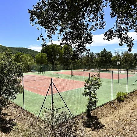 Mazet Lou Pour 4 Personnes Avec Piscine Commune Et Tennis A Willa *